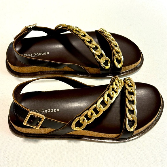 New Kelsi Dagger Script Sandals with Chain details in Buffalo - Picture 4 of 8